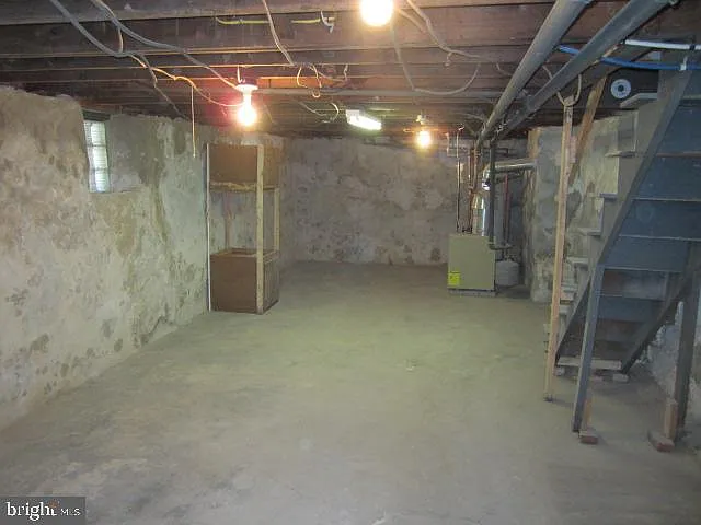 619 Baily Rd — Photo 18