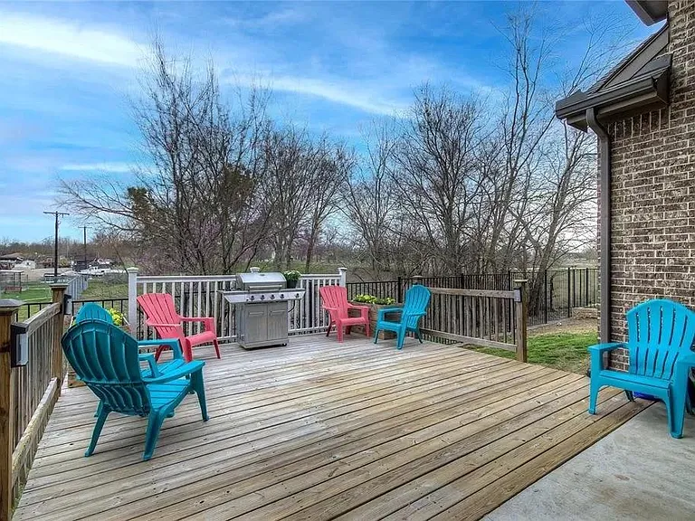 309 Midnight Dr — Photo 30
