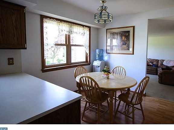 Breakfast Room