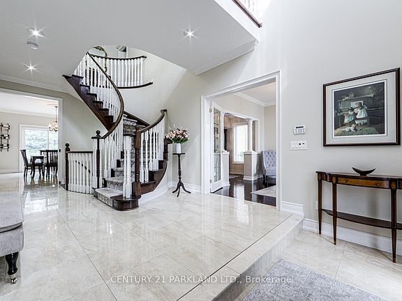 3rd image of 506 Vaughan Mills Rd