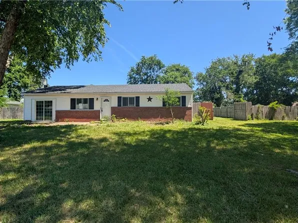 2852 N Shore Dr, Suffolk, VA 23435
