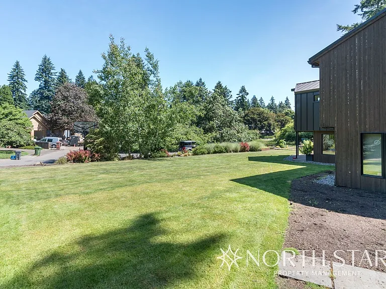 1235 Chandler Rd — Photo 42