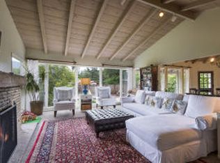 25 Crestview Ln, Santa Barbara, CA 93108