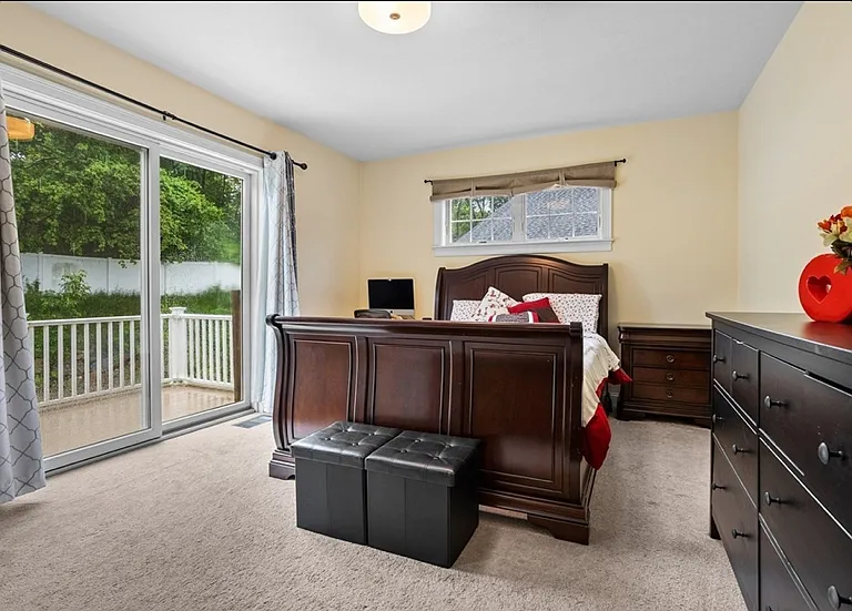 4 Commodore Way — Photo 8