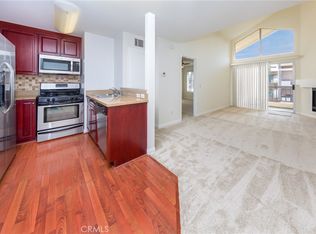 5545 Canoga Ave APT 320, Woodland Hills, CA 91367