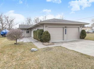 7129 Greenes Dr, Jackson, MI