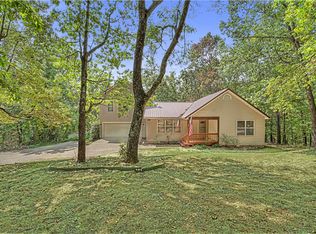 3118 S Blue Hill Rd, Bentonville, AR 72758