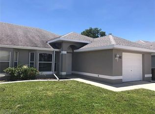 912 Cape Coral Pkwy W, Cape Coral, FL 33914