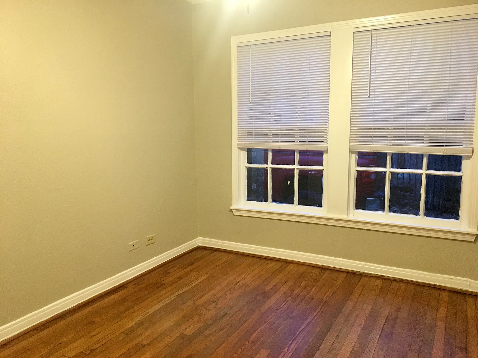 2 bed, 1010 sqft, $1,675 — Photo 4