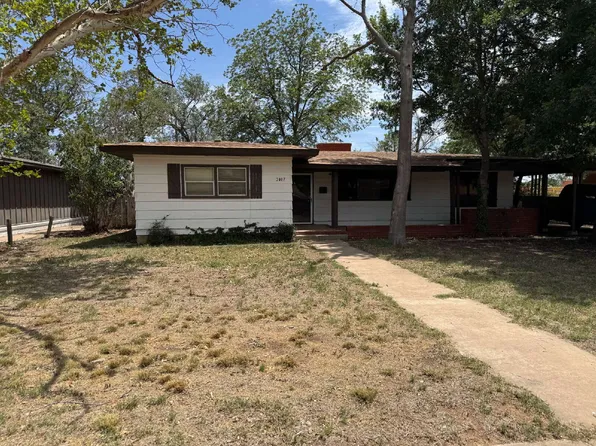 2407 33rd St, Lubbock, TX 79411