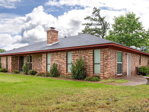 3rd image of 4117 County Road 191 E