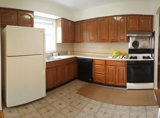 29-17 Bell Blvd, Bayside, NY 11361