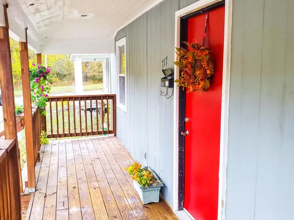 717 N Main St, Excelsior Springs, MO 64024