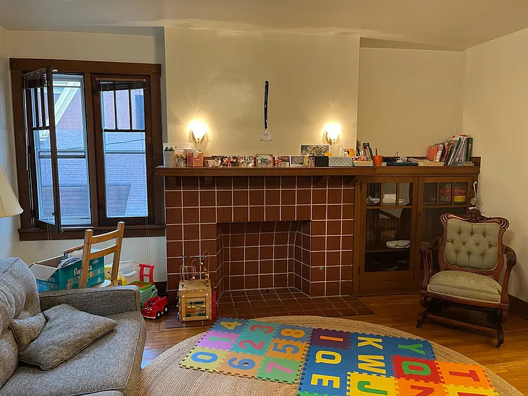 817 E End Ave #2 — Photo 11