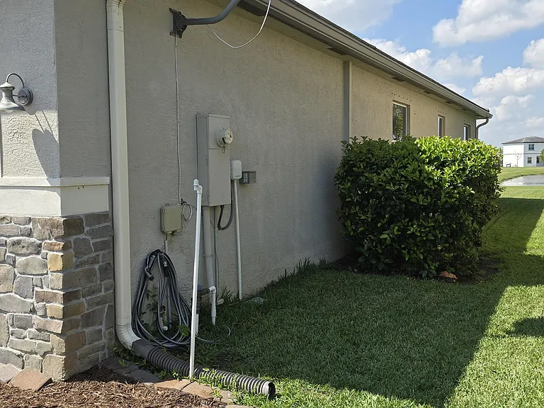 12737 NW Milestone Pl — Photo 4