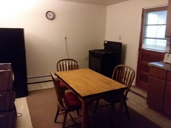 3rd image of 14 Oak Crest Dr #1