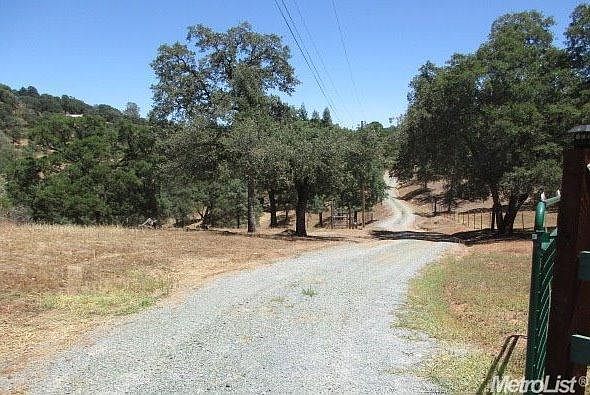 1st image of 1041 Trails End Dr