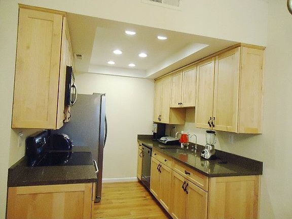 4th image of 1795 Braddock Ct