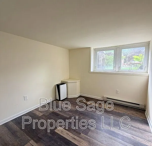 2D E Manoa Rd #C — Photo 13