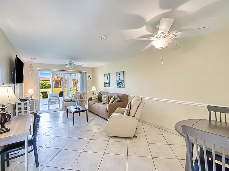 6300 S Pointe Blvd #2230 — Photo 2