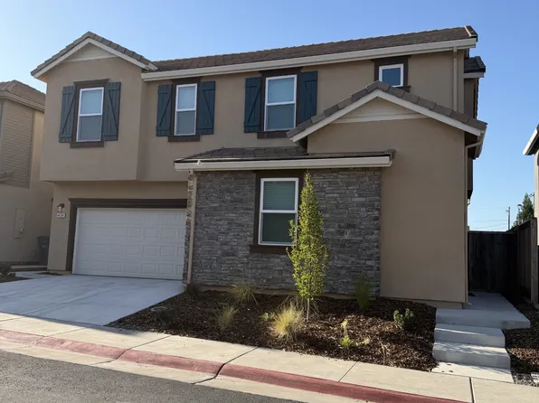4404 Redstart Ln, Rocklin, CA 95677