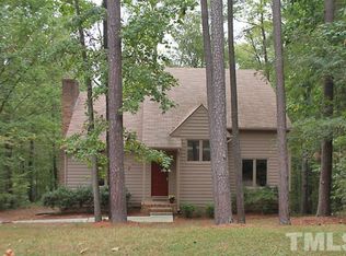 27 Sandstone Ridge Dr, Durham, NC 27713