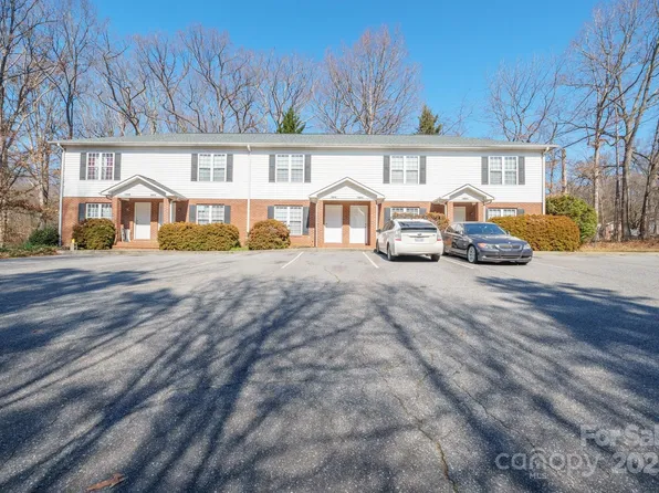 1009 22nd St NE APT A, Hickory, NC 28601