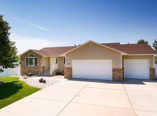 2000 Greenbriar Rd, Billings, MT 59105
