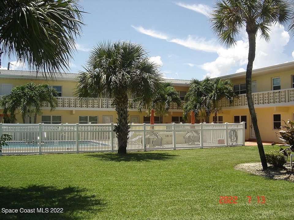 1st image of 7801 Ridgewood Ave APT 30