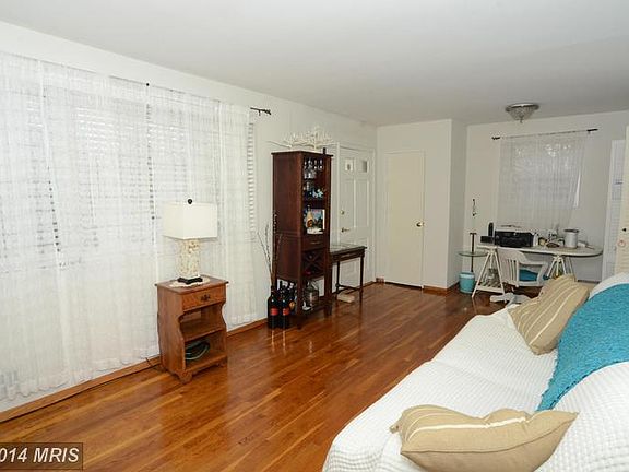 3rd image of 100 Beall Ave