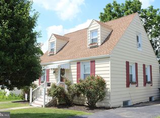 1056 Beechwood Dr, Hagerstown, MD 21742