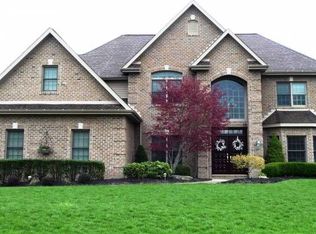 306 Steeplechase Dr, Cranberry Township, PA