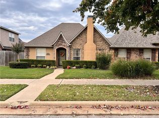 3206 SW Stonepoint Ave, Bentonville, AR 72712