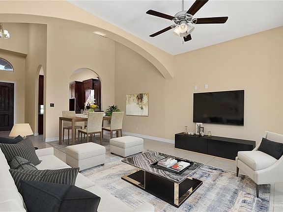4th image of 1808 Majella St