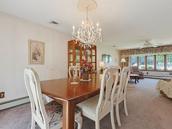 3rd image of 75 Concetta Dr