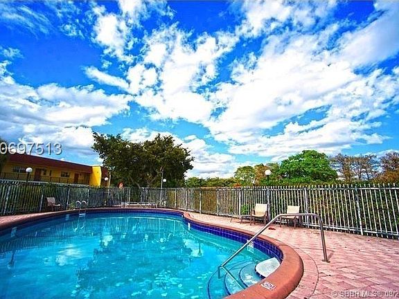 5th image of 7900 Colony Cir S APT 206