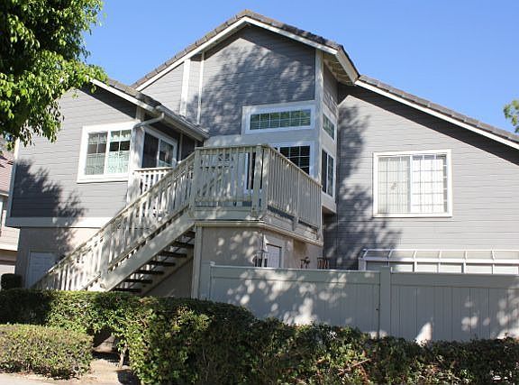 3rd image of 2609 S Quarry Ln Unit D