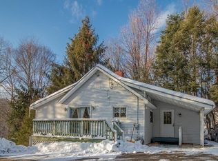 30 1/2 Cemetery Rd, Leicester, MA 01611