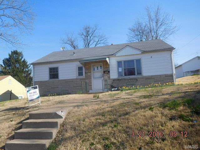1st image of 3717 Robert Ave