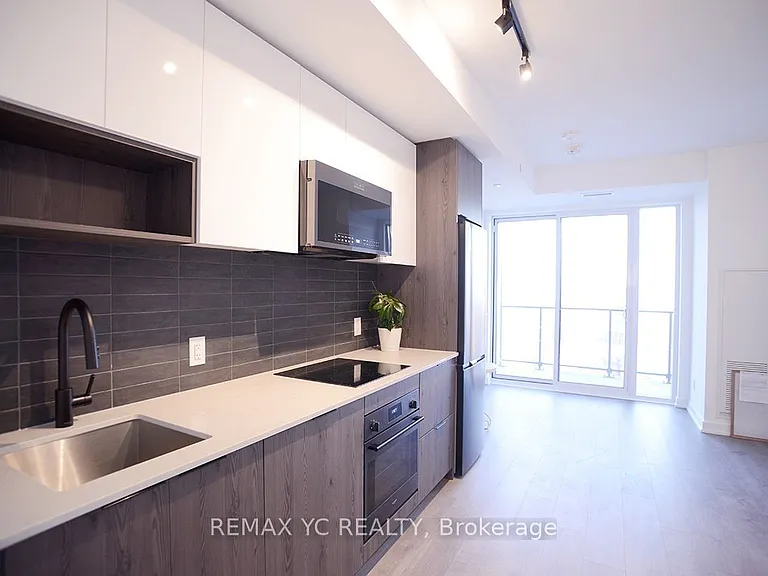 5 Defries St #1601 — Photo 2