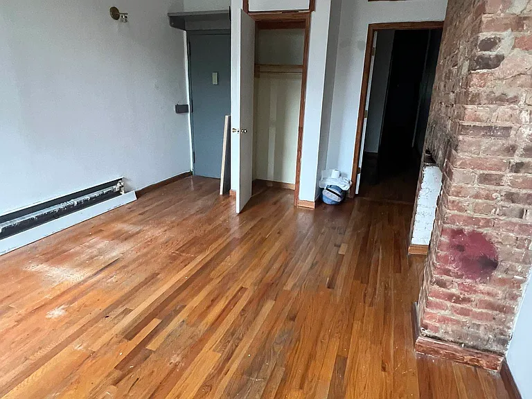 308 Ellery St #2R — Photo 2