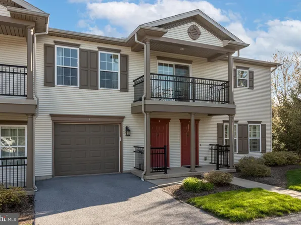 142G Alma Mater Ct, State College, PA 16803