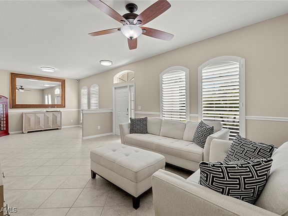 2nd image of 12467 Crooked Creek Ln