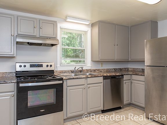 5th image of 224 N Anderson St #B