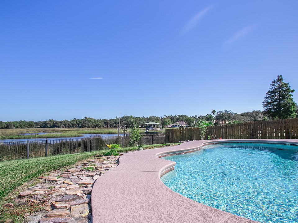 1st image of 12637 Windy Willows Dr N