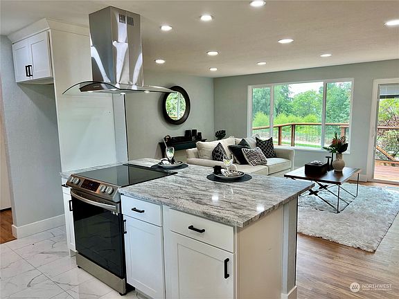 4th image of 4203 Westview Drive