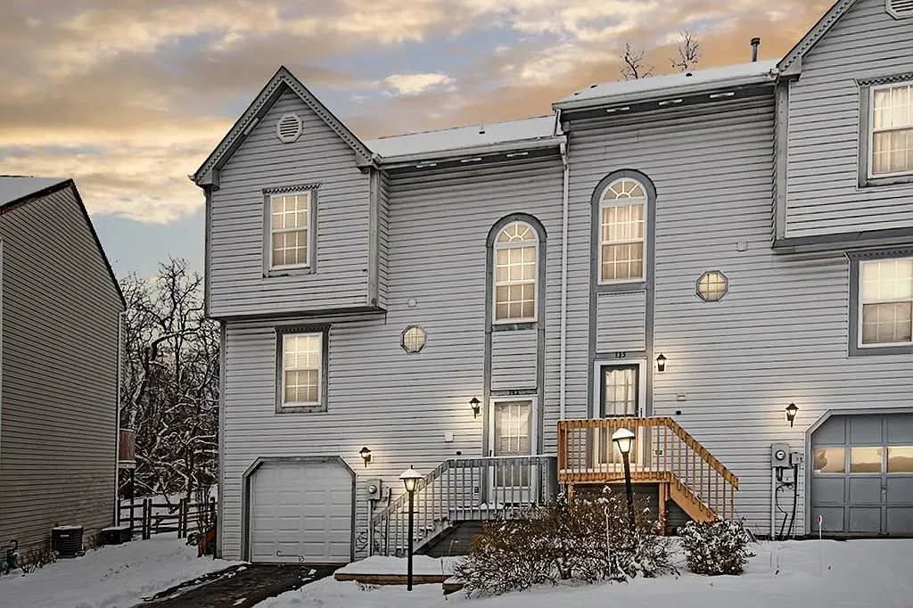 133 Villa Dr photo 1