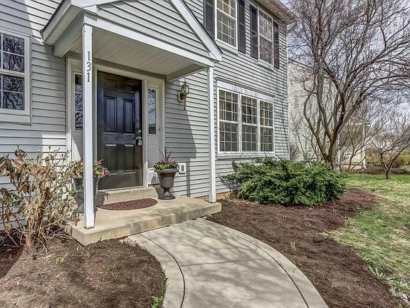 4th image of 131 Moorehall Dr