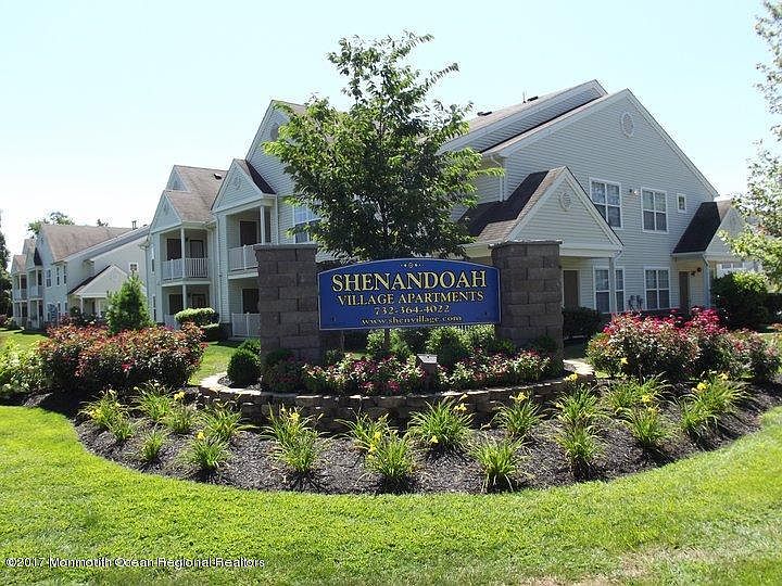 1st image of 202 Susan Dr