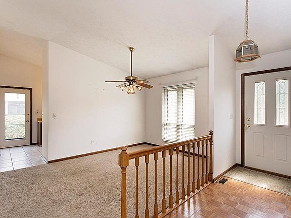 5th image of 5719 Barkley Ct